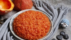 How to cook simple sticky rice with gac and coconut milk at home?